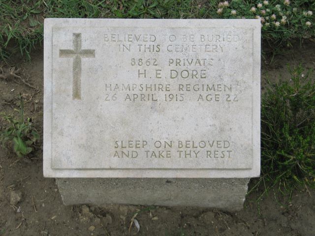 Turkey : Gallipoli : V Beach Cemetery: H E Dore