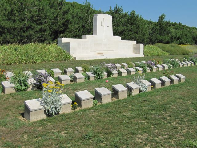 7th Field Ambulance CWGC Cemetery