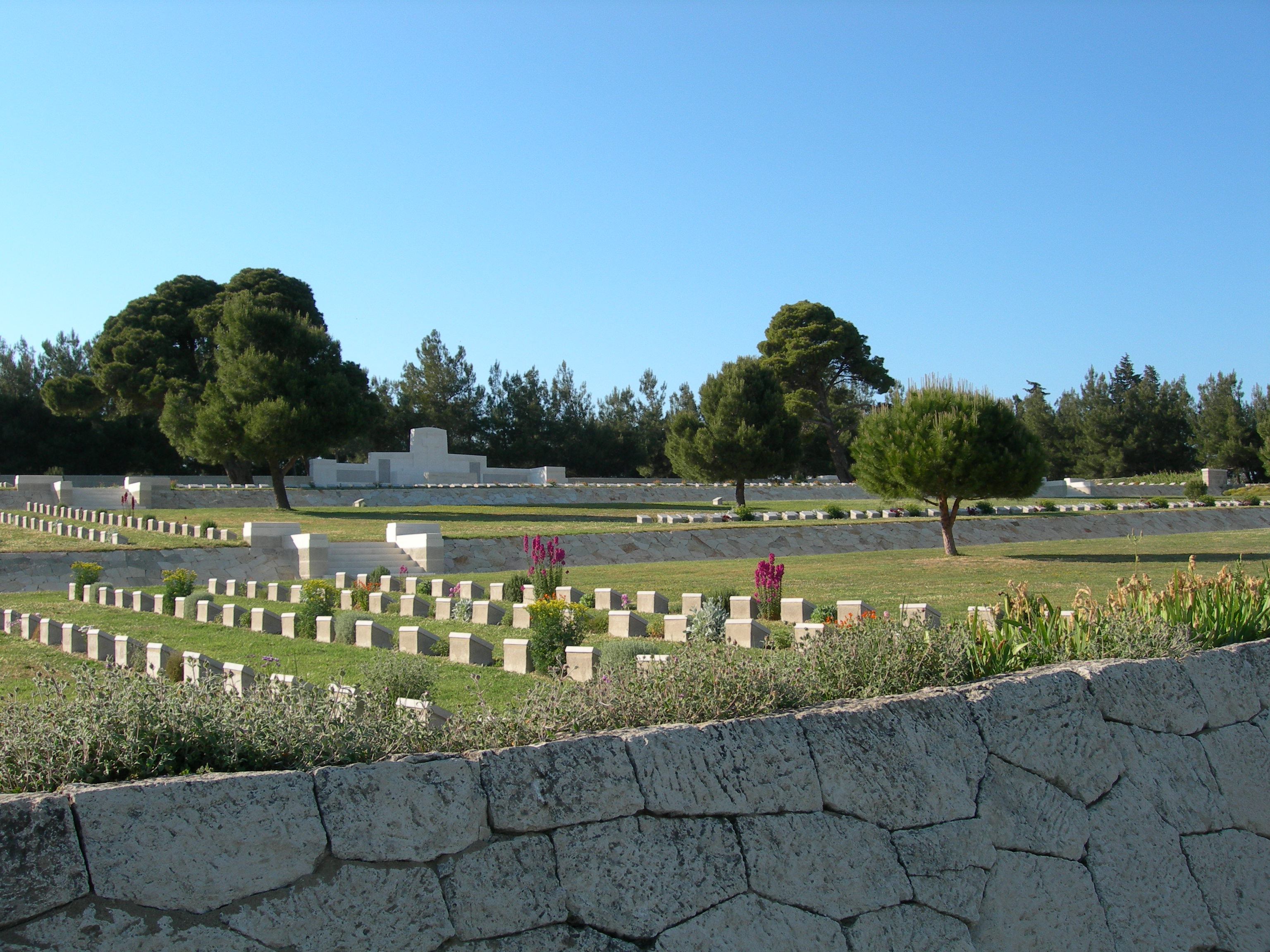 Twelve Tree Copse CWGC Cemetery