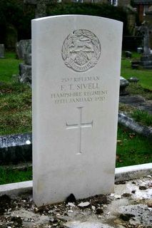 Binstead Cemetery : F T Sivell