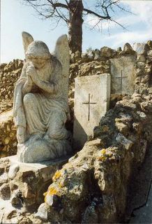 Brading : War Memorial : in the 1920's