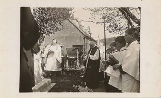 Carisbrooke War memorial unveiling