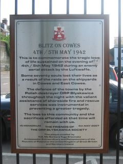 Cowes : Blitz 1942 Memorial 