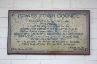 Cowes : H M S Abdiel Memorial