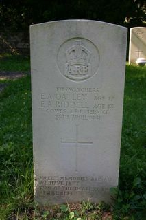 East Cowes (Kingston Road) Cemetery : E A Oatley