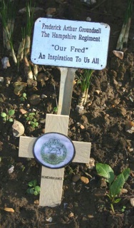 Godshill Memorial Garden : Hampshire Regt : Groundsell 