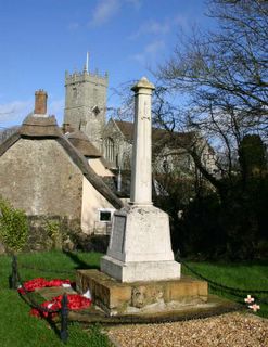 Godshill : War memorial