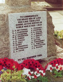 Lake : War memorial