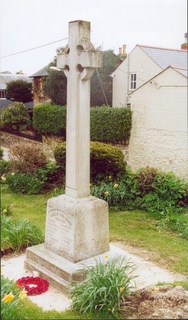 Niton : War memorial