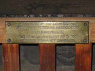 Newport : Normandy Veterans Association memorial bench  