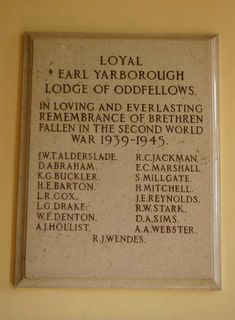 Newport : Oddfellows World War II memorial  