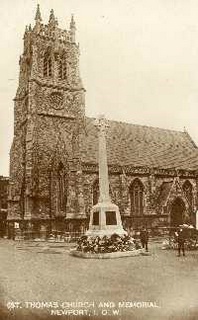 Newport : War memorial  