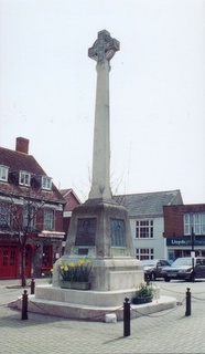 Newport : War memorial  