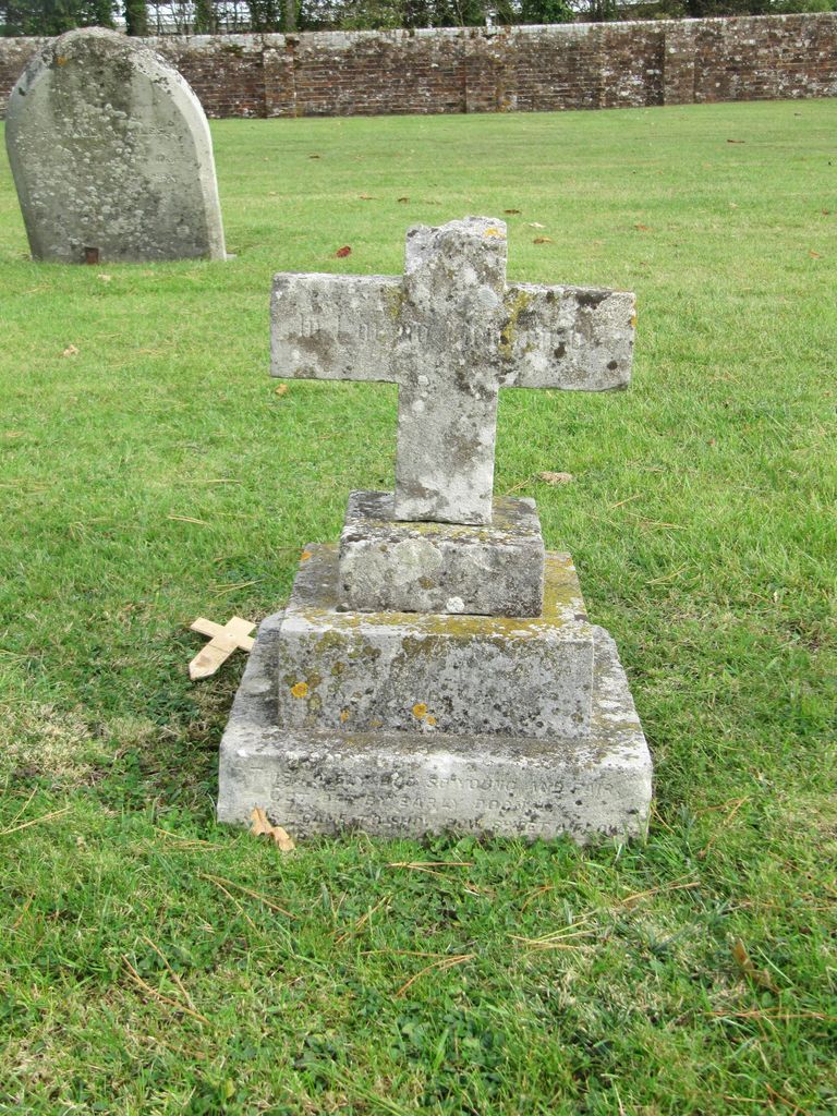 Parkhurst Military Cemetery : unknown