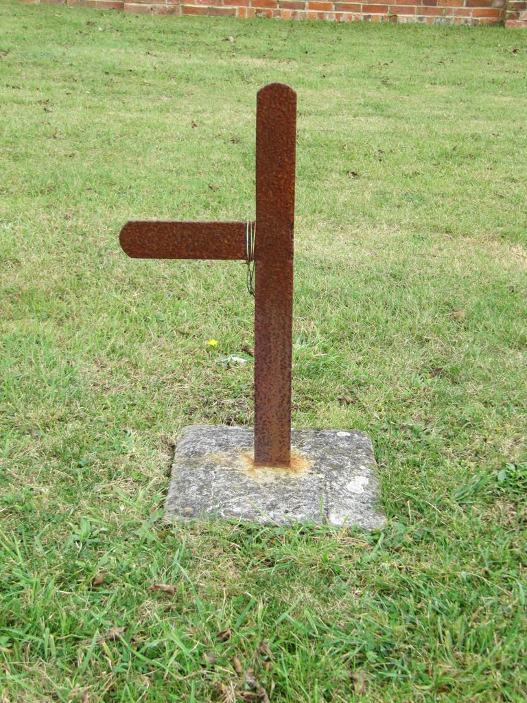 Parkhurst Military Cemetery : unknown