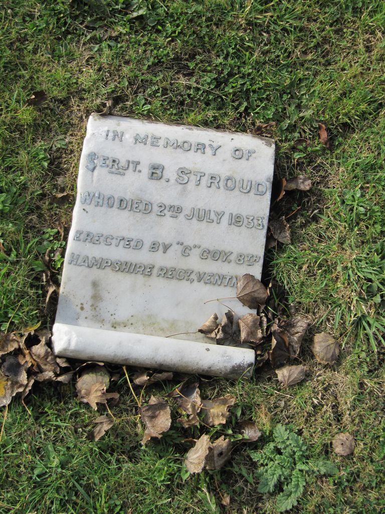 Parkhurst Military Cemetery : B Stroud