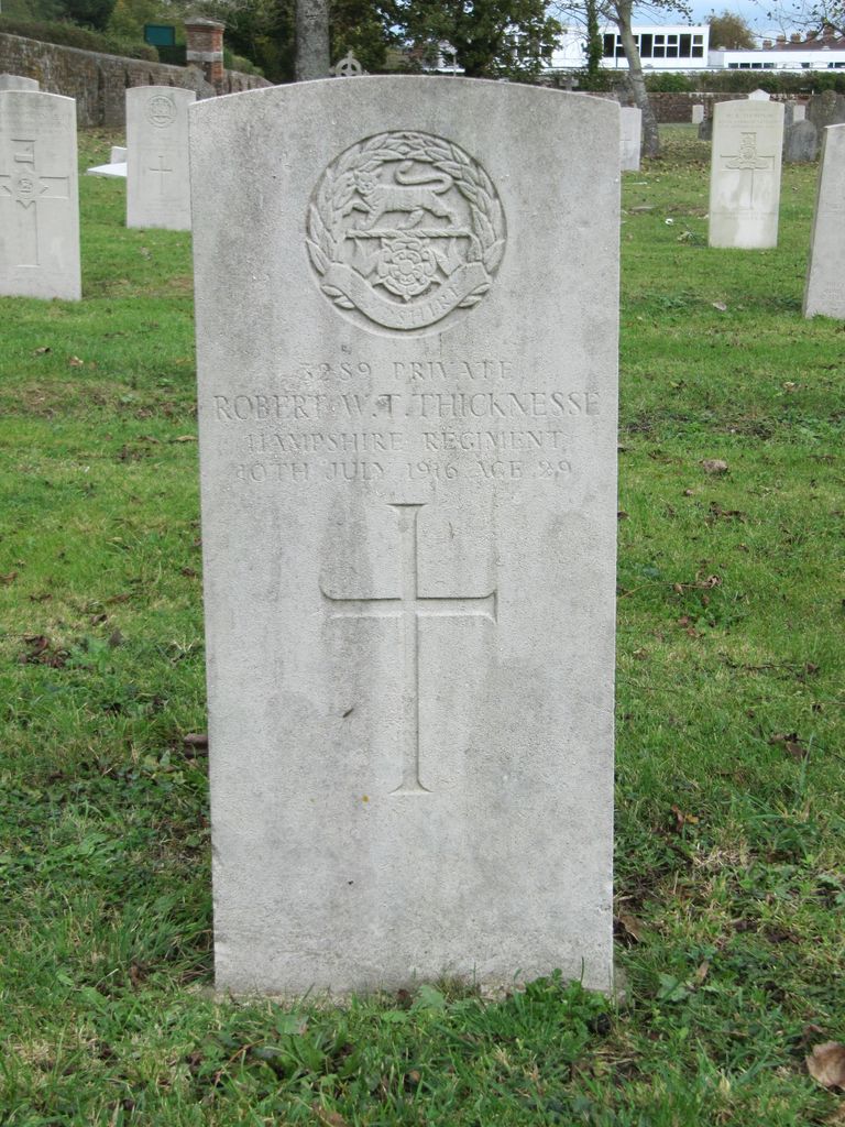 Parkhurst Military Cemetery :  R W T Thicknesse