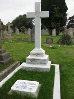 Ryde Cemetery : Sir Samuel Browne VC