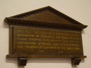 Shorwell Village Hall : War memorial