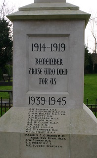 Totland War memorial