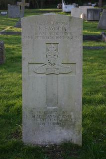 Ventnor Cemetery : R E Wood