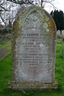 Yarmouth St James's Cemetery : H G Pilcher