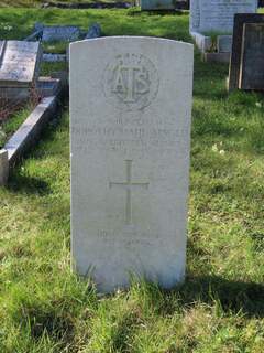 Ventnor Cemetery : Dorothy Maud Arnold